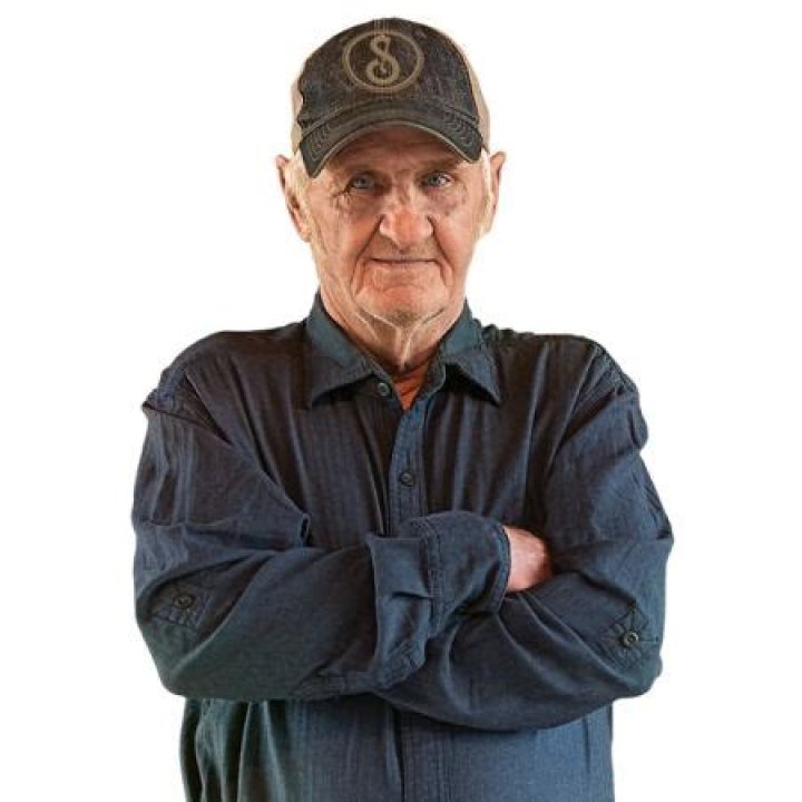Is Moonshiners Star Jim Tom Hedrick Still Alive? Know His Music, Robbinsville nc, Song, Net Worth, & More.