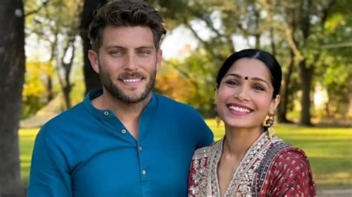 Is Slumdog’s Freida Pinto secretly married? (update: photos)