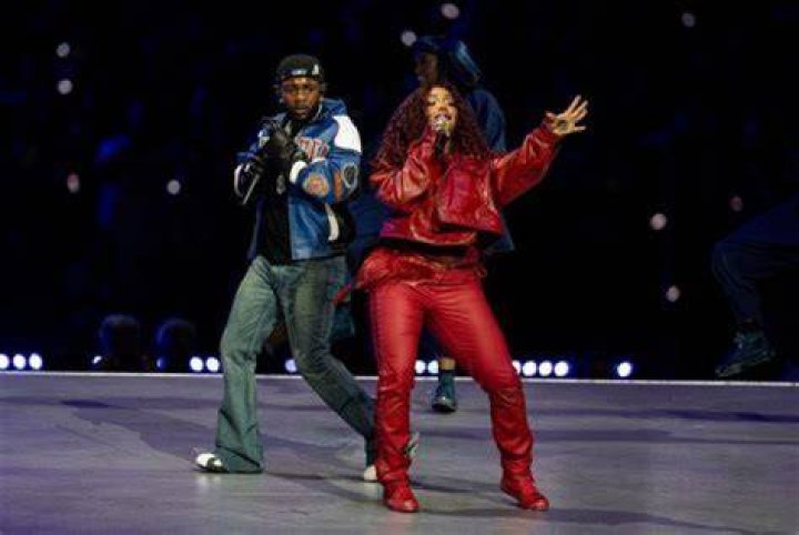 Is Sza Lesbian? Know More About Her Life!