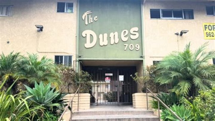 Is The Dunes apartments from Insecure a real complex in Los Angeles?