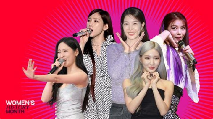 
IU is the only female Korean soloist to be crowned as the greatest singer of all time by the Rolling Stone 