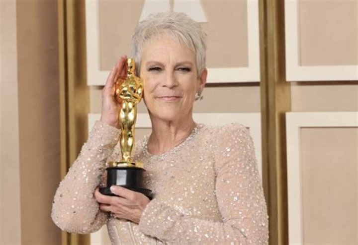Jamie Lee Curtis Net Worth - Wiki, Age, Weight and Height, Relationships, Family, and More