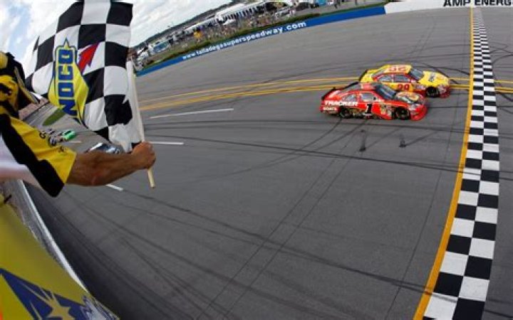 Jamie McMurray Net Worth - Wiki, Age, Weight and Height, Relationships, Family, and More