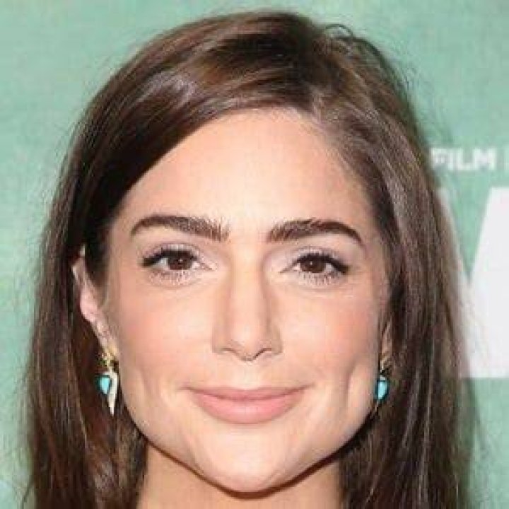 Janet Montgomery - Age, Family, Bio