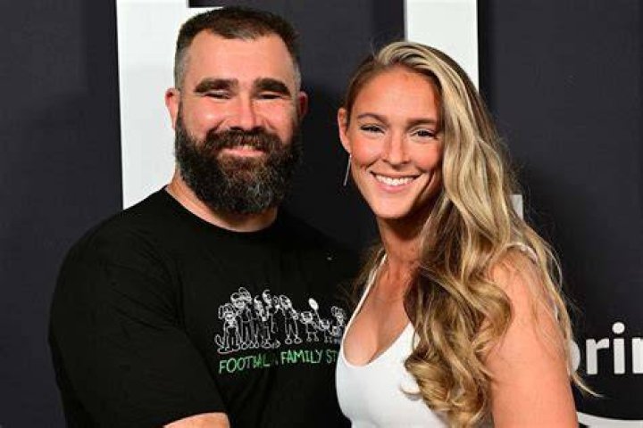 Jason Kelce wore a Tinder shirt on Valentine’s Day as a nod to how he met his wife