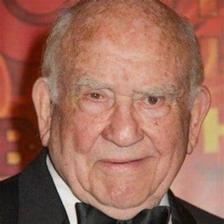 
Jim Hess Height, Weight, Net Worth, Age, Birthday, Wikipedia, Who, Nationality, Biography 