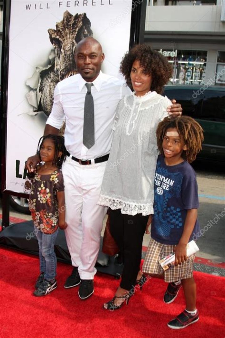 Jimmy Jean-Louis - Age, Family, Bio
