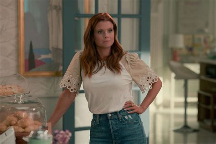JoAnna Garcia Swisher net worth (and 5 facts you might not know)