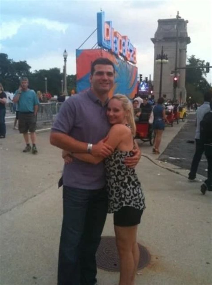 Joey Votto is not Married to Wife. Dating Girlfriend: Jeanne Paulus