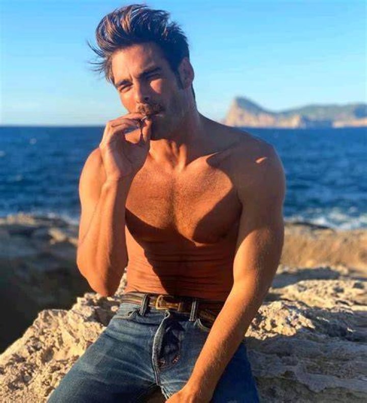 Jon Kortajarena Height, Weight, Net Worth, Age, Birthday, Wikipedia, Who, Nationality, Biography
