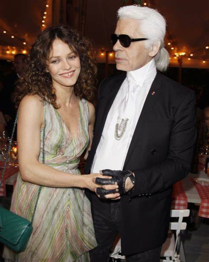 Karl Lagerfeld helps Vanessa Paradis shun Angelina Jolie