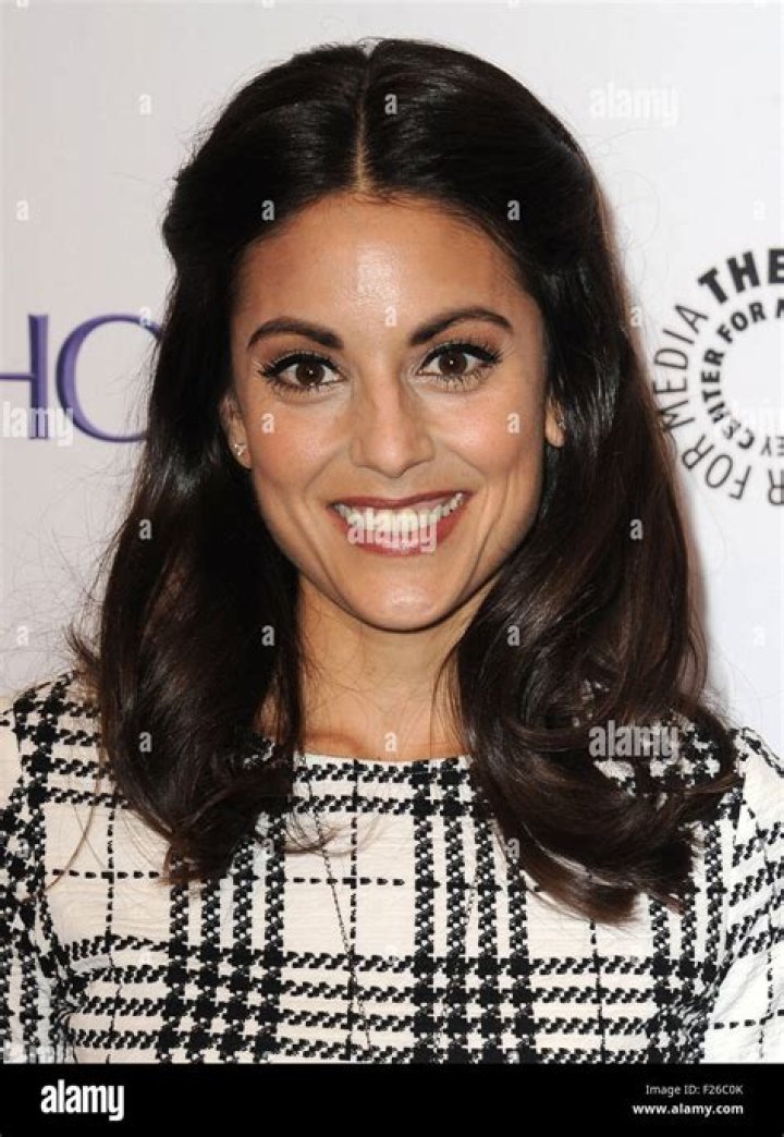 Kate Simses Height, Net Worth, Age, Wiki, Who, Facts, Biography
