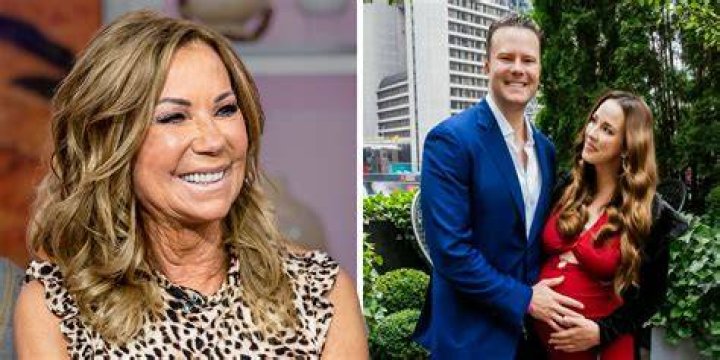 Kathie Lee Gifford and Tom Selleck Recreate Their On-Camera Kiss 20 Years Later: Kathie Lee Sit in Tom Selleck’s Lap and Give Him a Big Smooch!