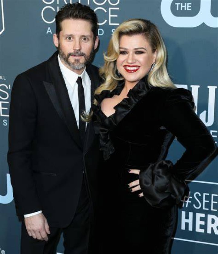 Kelly Clarkson claims her husband and FIL’s management firm defrauded her of millions