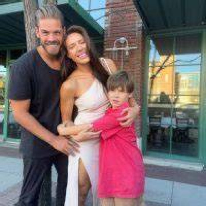 Kelsey Wells - Age, Family, Bio