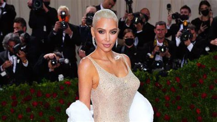 
Kim Kardashian Says She’s ‘Not Gone Gray Yet’ After Revealing It Takes 8 Hours to Bleach Her Roots Blonde 