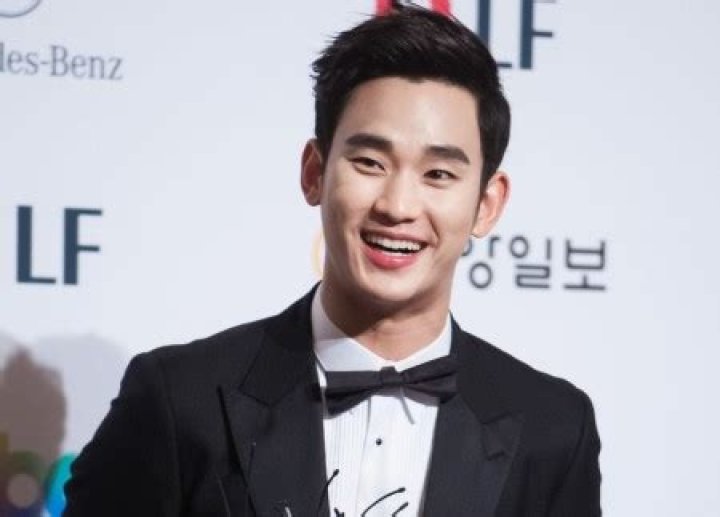 Kim Soo-Hyun Bio, Age, Net Worth, Dating, Dramas, Movies