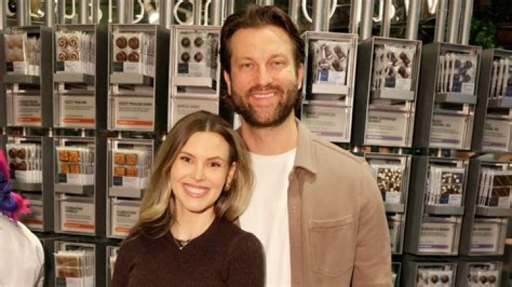 Know About Her Net Worth, The Bachelor, Chris Bukowski