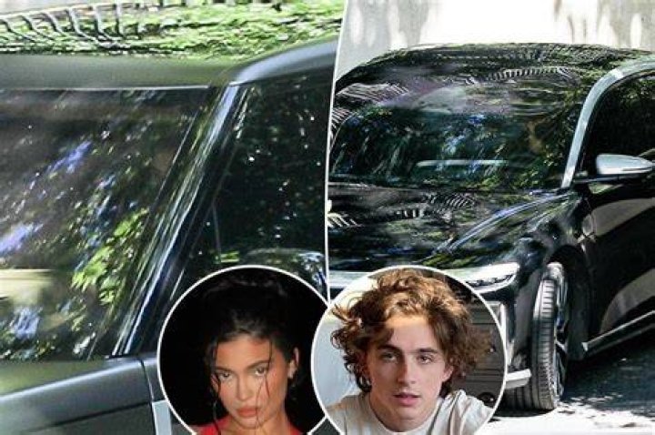 Kylie Jenner’s Car Seen Arriving at Timothee Chalamet’s $11 Million LA Mansion!