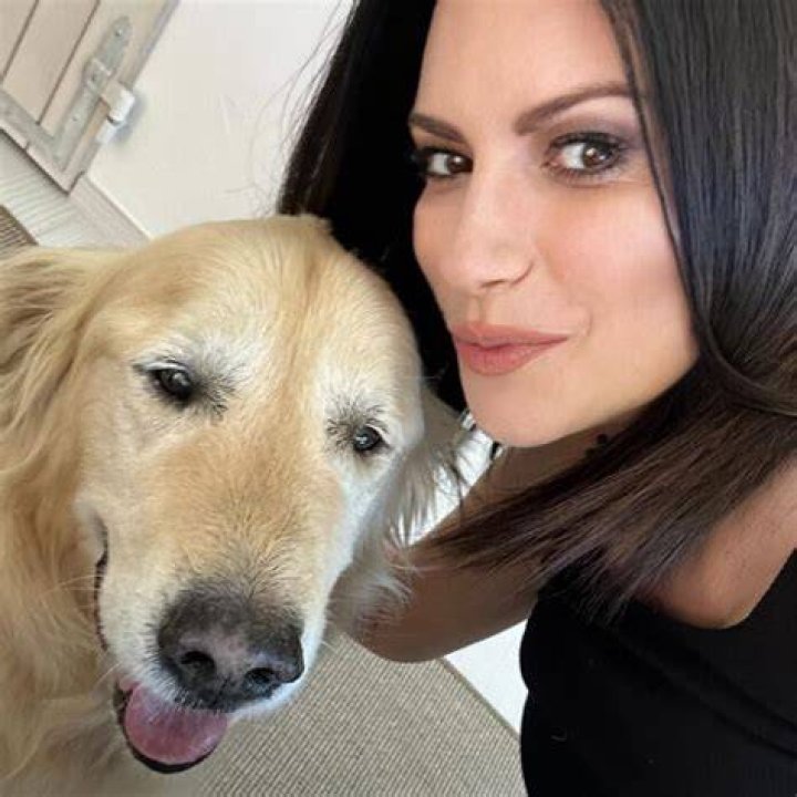 Laura Pausini - Age, Family, Bio