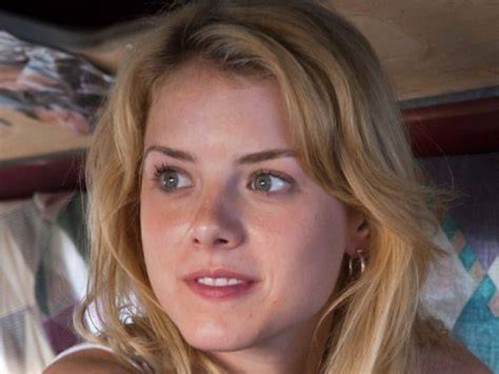 Laura Slade Wiggins Bio (Wiki) 