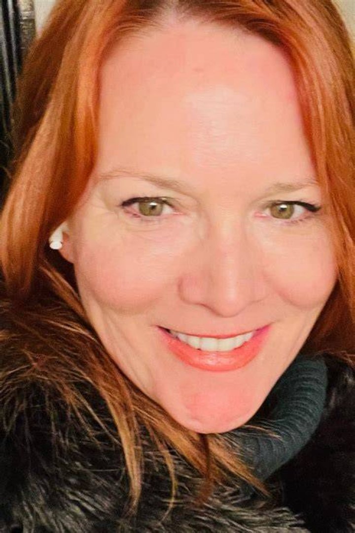 Laurel Holloman - Age, Family, Bio