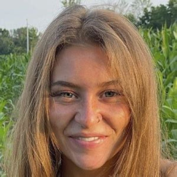 Layla Spring - Age, Family, Bio