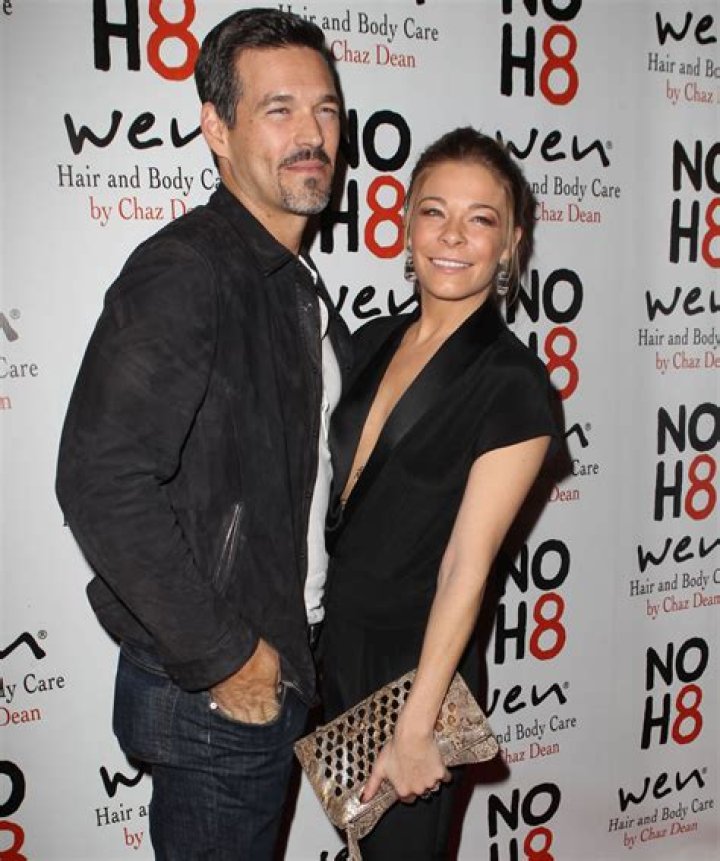 LeAnn Rimes admits she worries about Eddie’s wandering eye