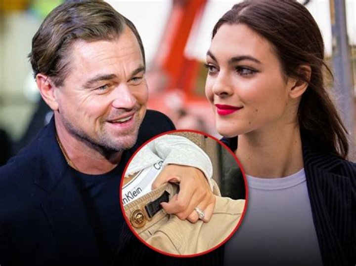	Leonardo DiCaprio is not engaged to Vittoria Ceretti, despite her diamond ring	