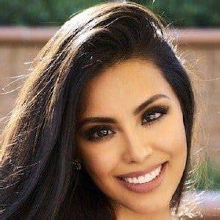 Leticia Castro - Age, Family, Bio