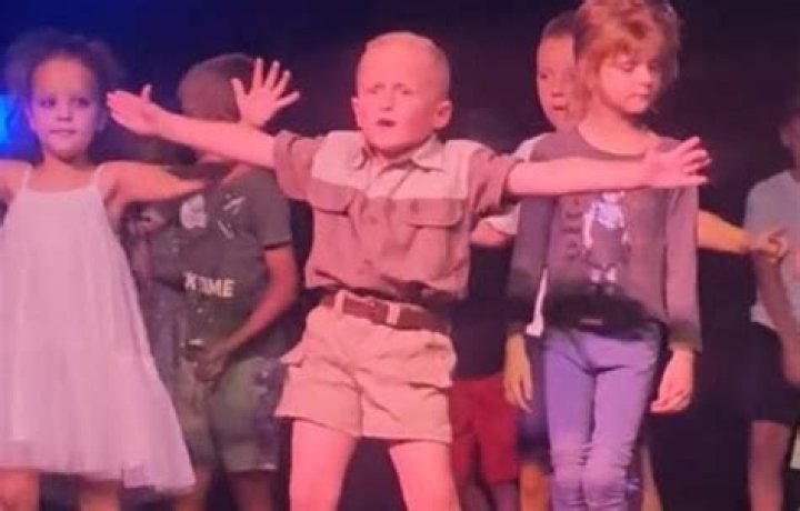 Little Boy Dancing Viral Video Telegram: Brother Steals Light On Sister’s Concert