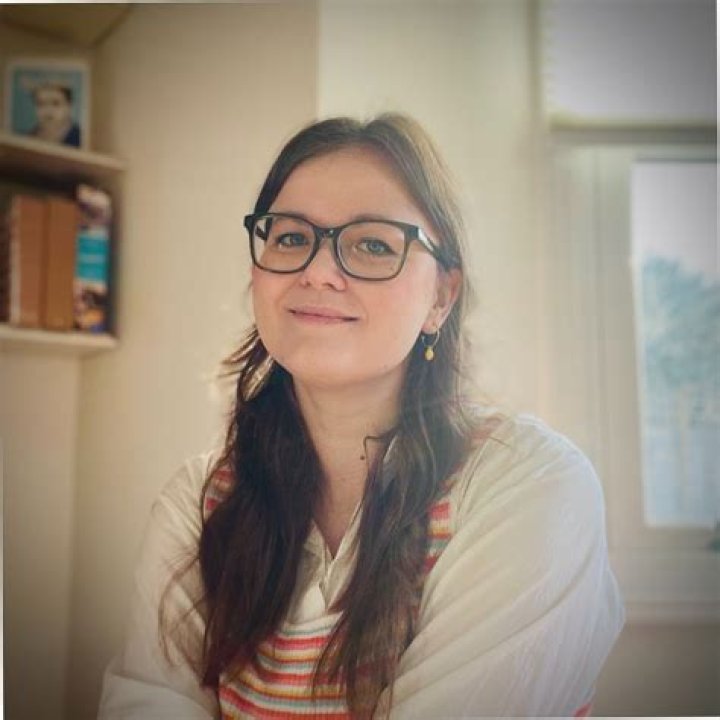 Lizzie Kelly Bio (Wiki) 