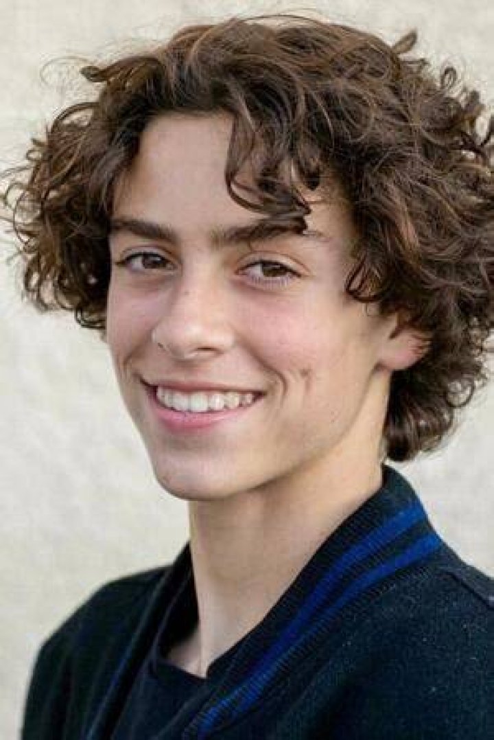 Logan Evan Gray - Trivia, Family, Bio