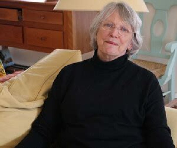 Lois Lowry - Age, Family, Bio