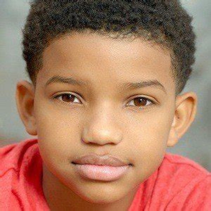 Lonnie Chavis - Age, Family, Bio
