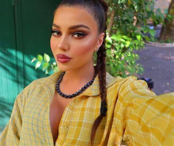 Luna Bloom Height, Weight, Net Worth, Age, Birthday, Wikipedia, Who, Instagram, Biography