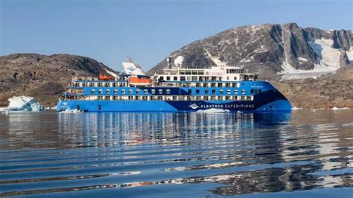 Luxury Cruises to Greenland & Icelend