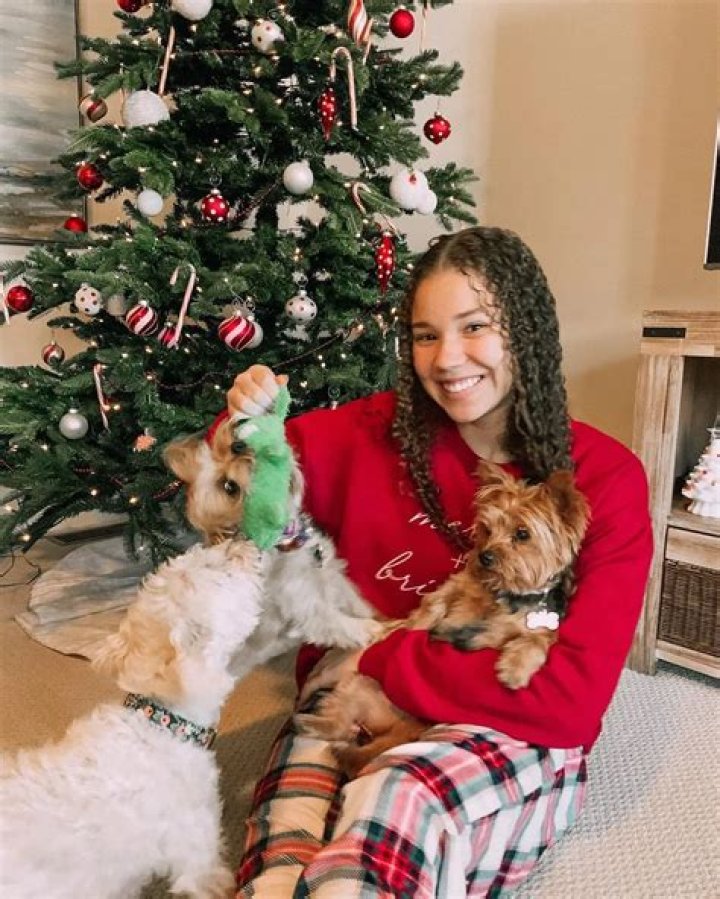 Madison Haschak Pets - Celebrity Pets