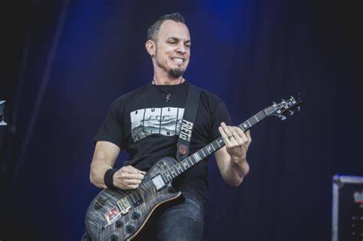 Mark Tremonti Net Worth - Wiki, Age, Weight and Height, Relationships, Family, and More