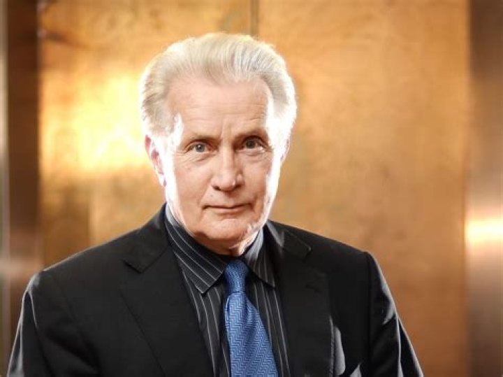 Martin Sheen Net Worth: Income & Movies