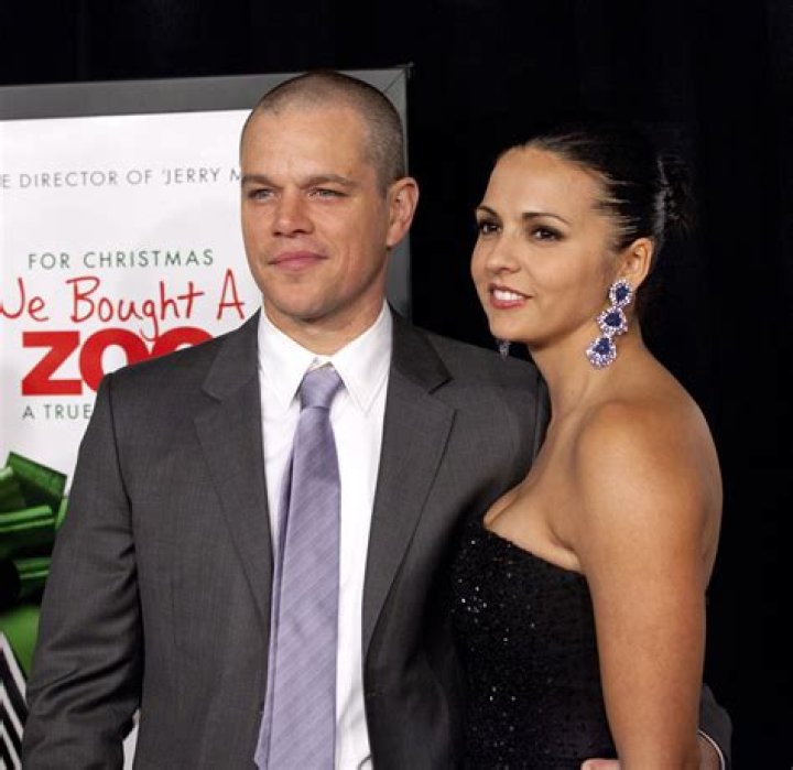 Matt Damon on the cover of GQ: hot or Photoshopped to look too feminine?