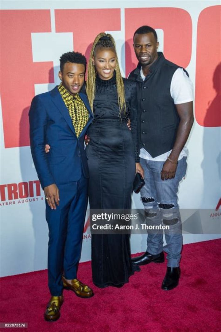 Meet Algee Smith Brother Jonathan Eley Sister Parents And Age Gap