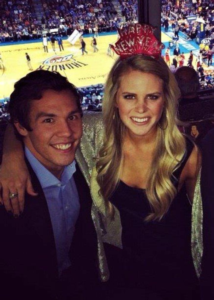 Meet Emma Lavy Bardford- American Golfer & Celebrity Wife of former NFL player Sam Bradford