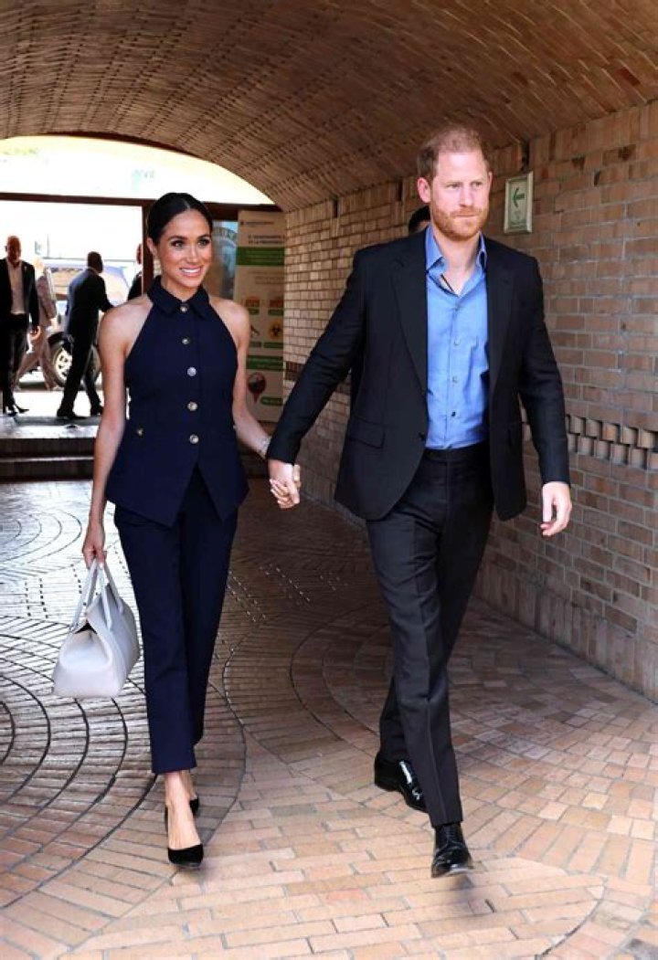 Meghan Markle and Harry 'being ignored under orders after trashing royals'