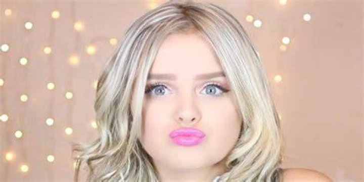 Mia Diaz - Age, Family, Bio