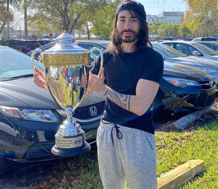 Moistcritikal And Girlfriend Tiana Tracy Are Together Since 2016
