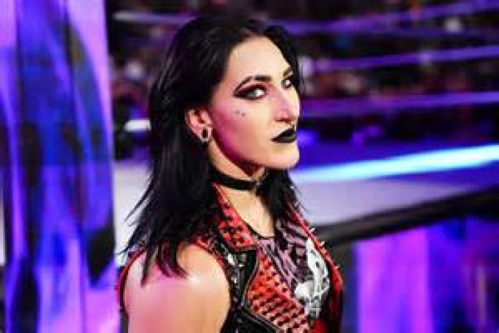 
Mystique Luchadora Viral Photo & Video on Twitter, YouTube & Reddit 