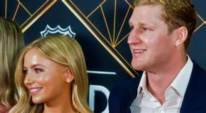 Nathan MacKinnon: Girlfriend, Family, Prize Money & Net Worth