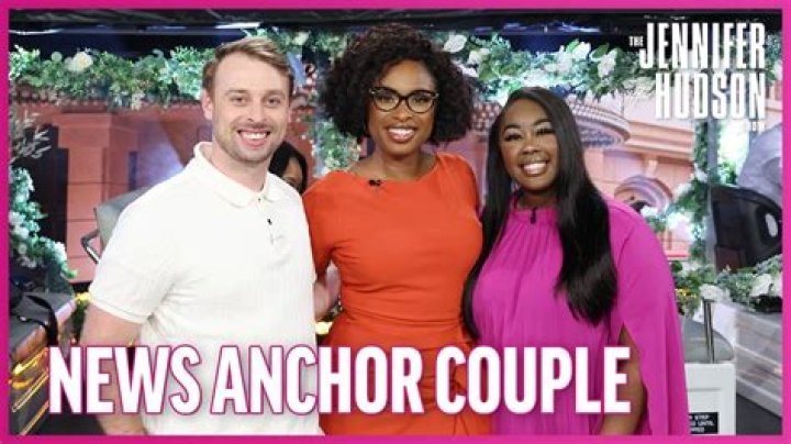NBC’s Josh Elliott Proposes to News Anchor Girlfriend