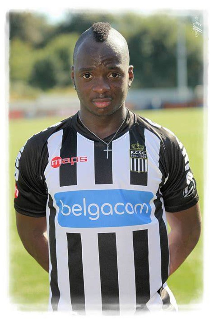 
Neeskens Kebano Height, Weight, Net Worth, Age, Birthday, Wikipedia, Who, Nationality, Biography 